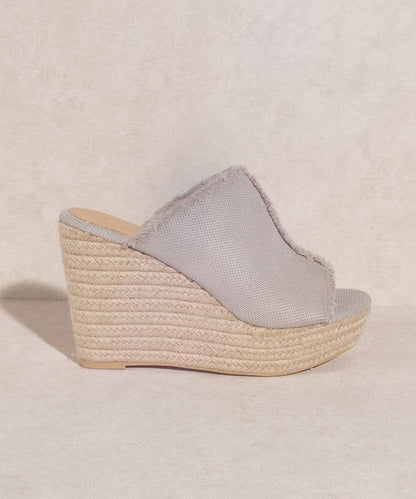 OASIS SOCIETY Bliss - Distressed Linen Wedge-2