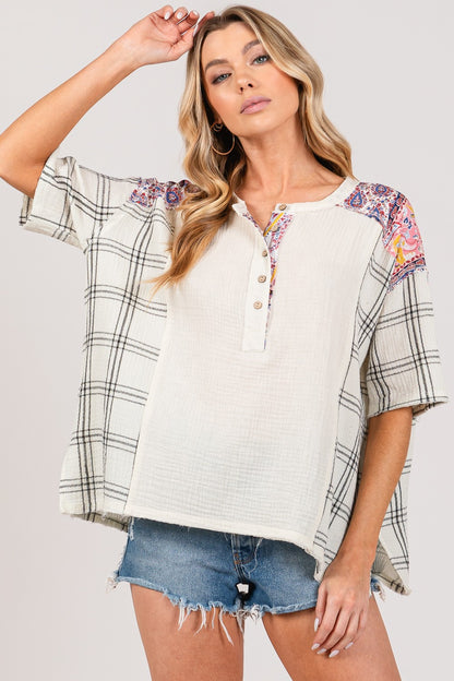 Blusa de gasa con botones y cuadros escoceses de SAGE + FIG