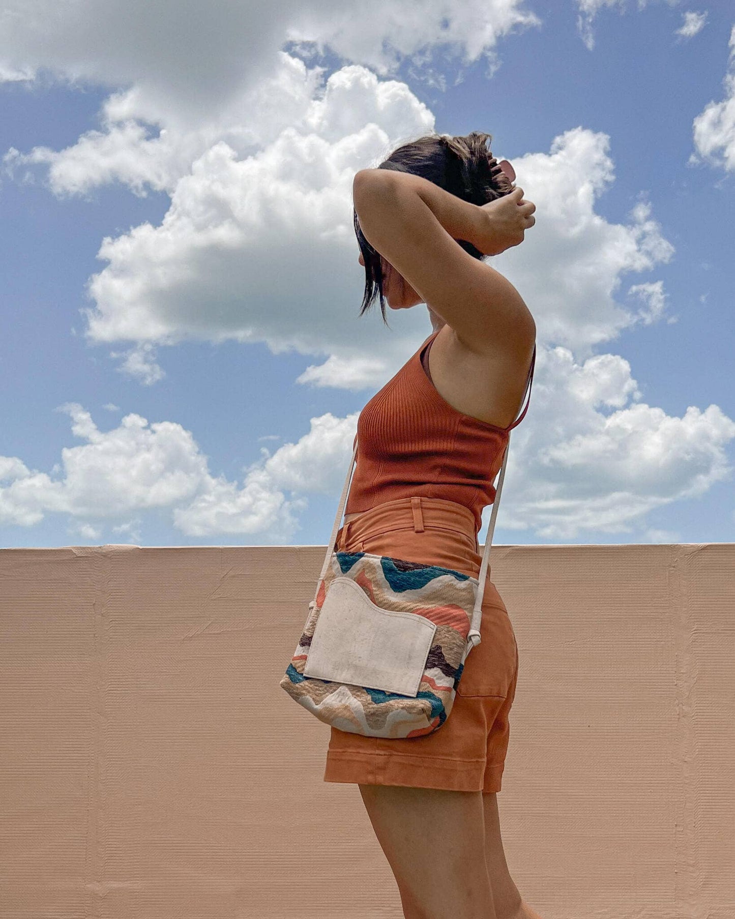 Montañita Crossbody - Sand & Winikunka