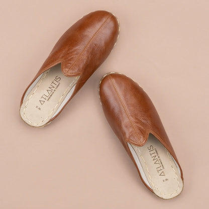 Pantuflas marrones antiguas para mujer