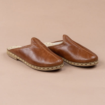 Pantuflas marrones antiguas para hombre