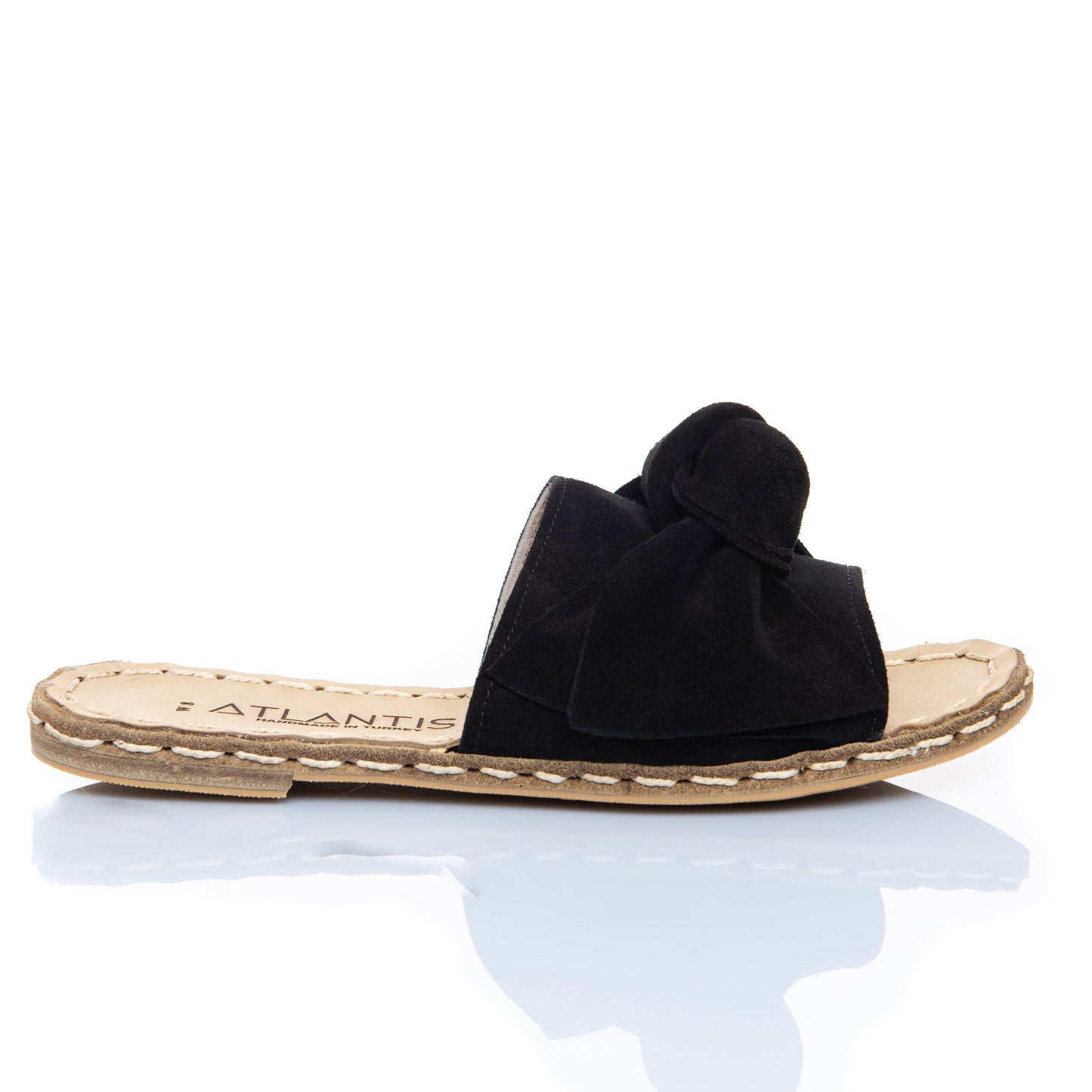 Sandalias de piel con lazos negros