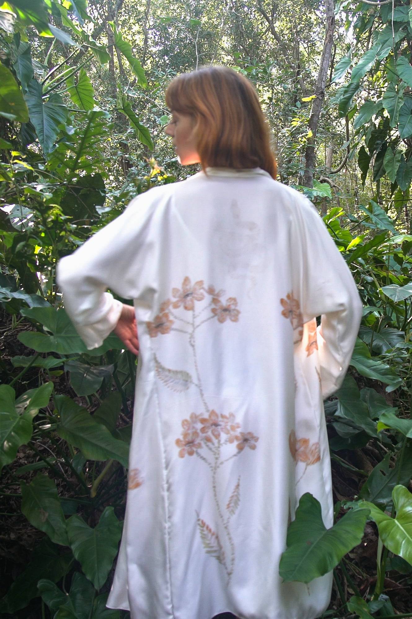 The Royal Silk Robe in Azulik Flowers-1