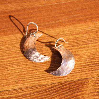 Pendientes de luna creciente