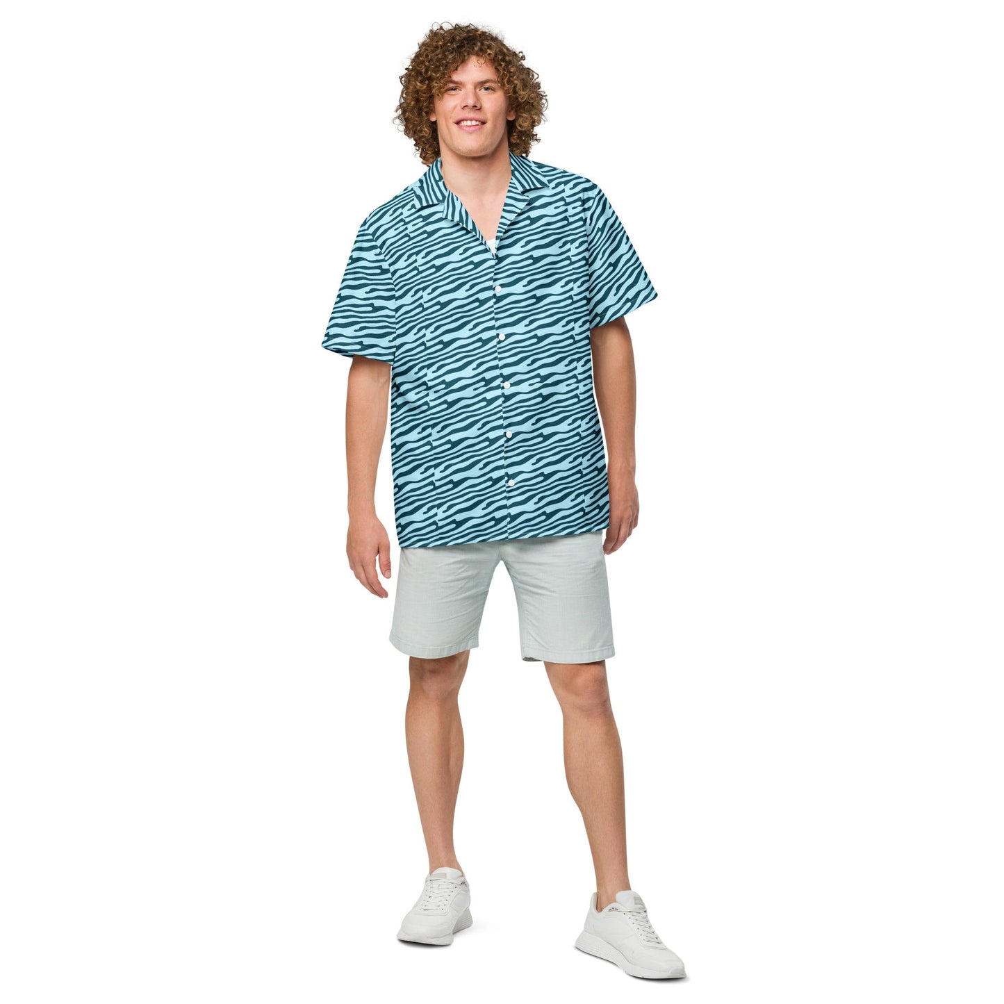 Camisa hawaiana con botones de marea estable