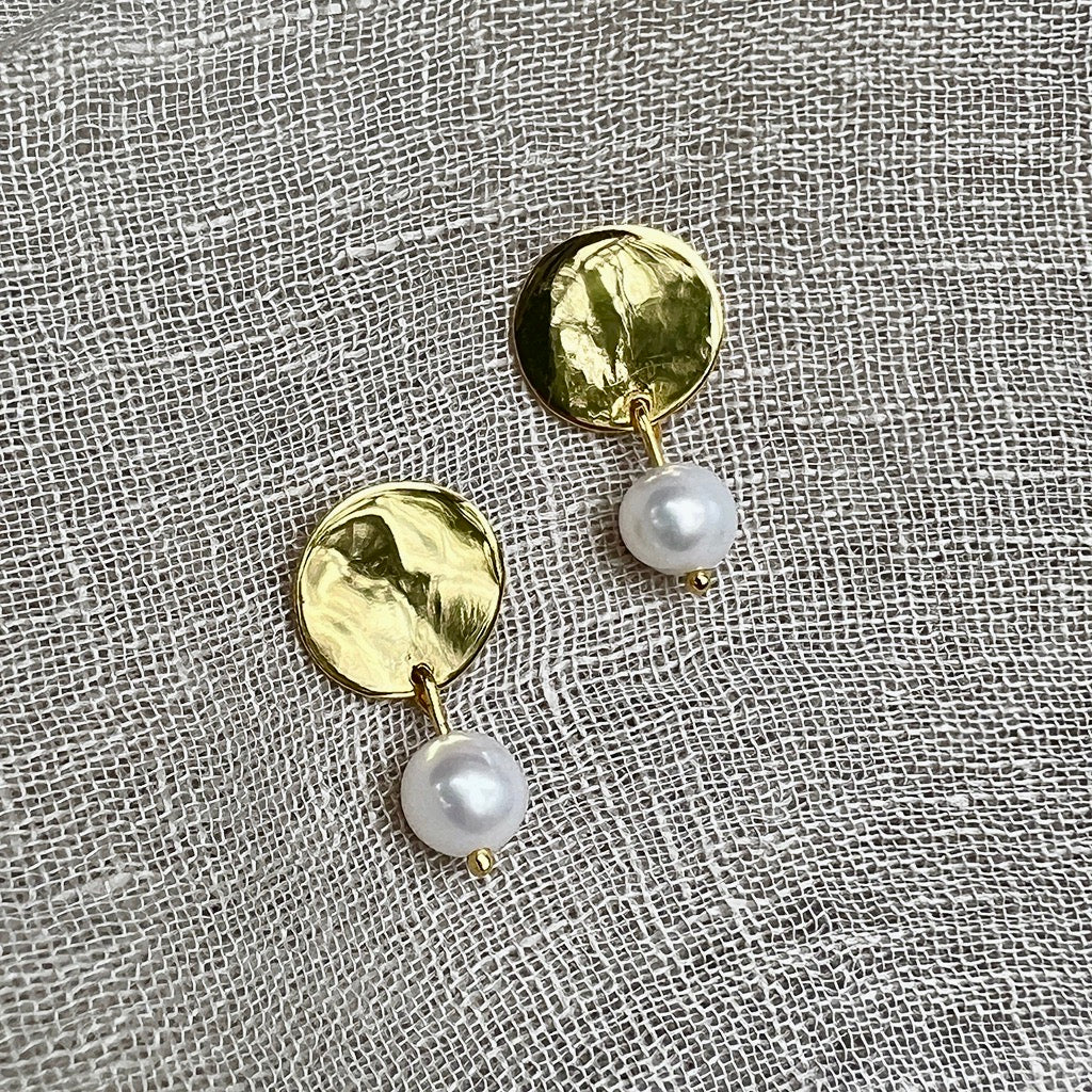 SLATE + SALT Freshwater Pearl Disc Earrings