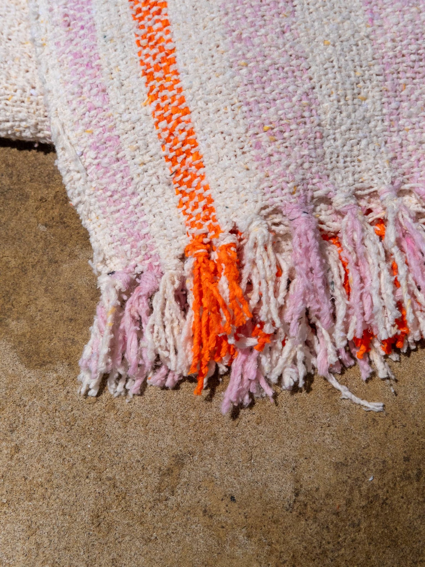 Sundream Just Peachy - Sustainable Recycled Throw Blanket