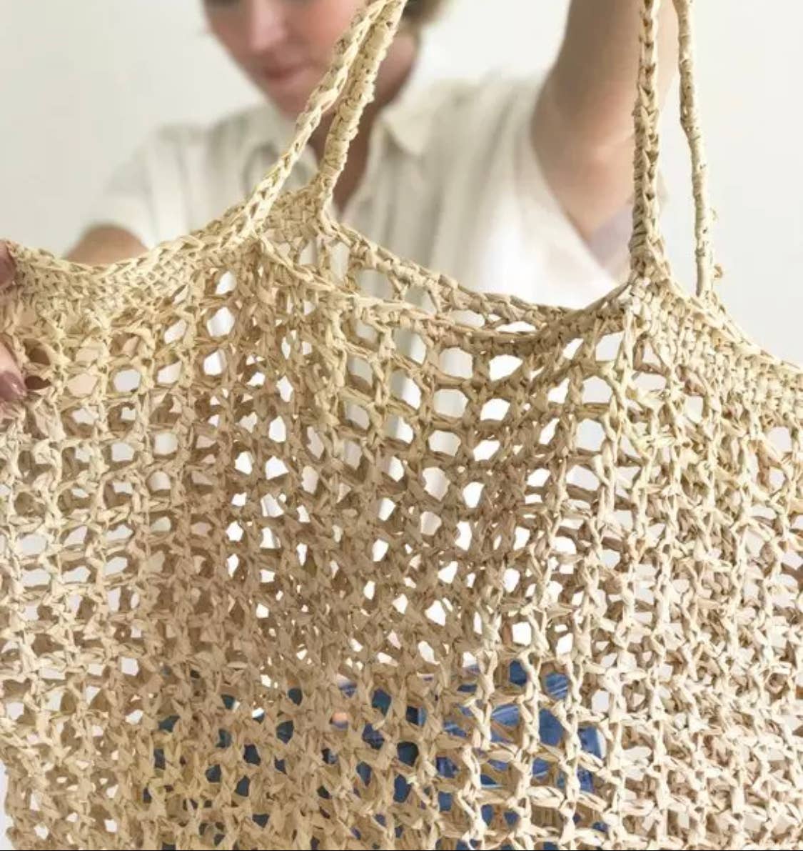 Bolso tote de playa hecho a mano en papel de rafia natural