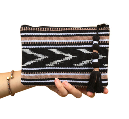 Cartera de mano con correa trasera Ikat