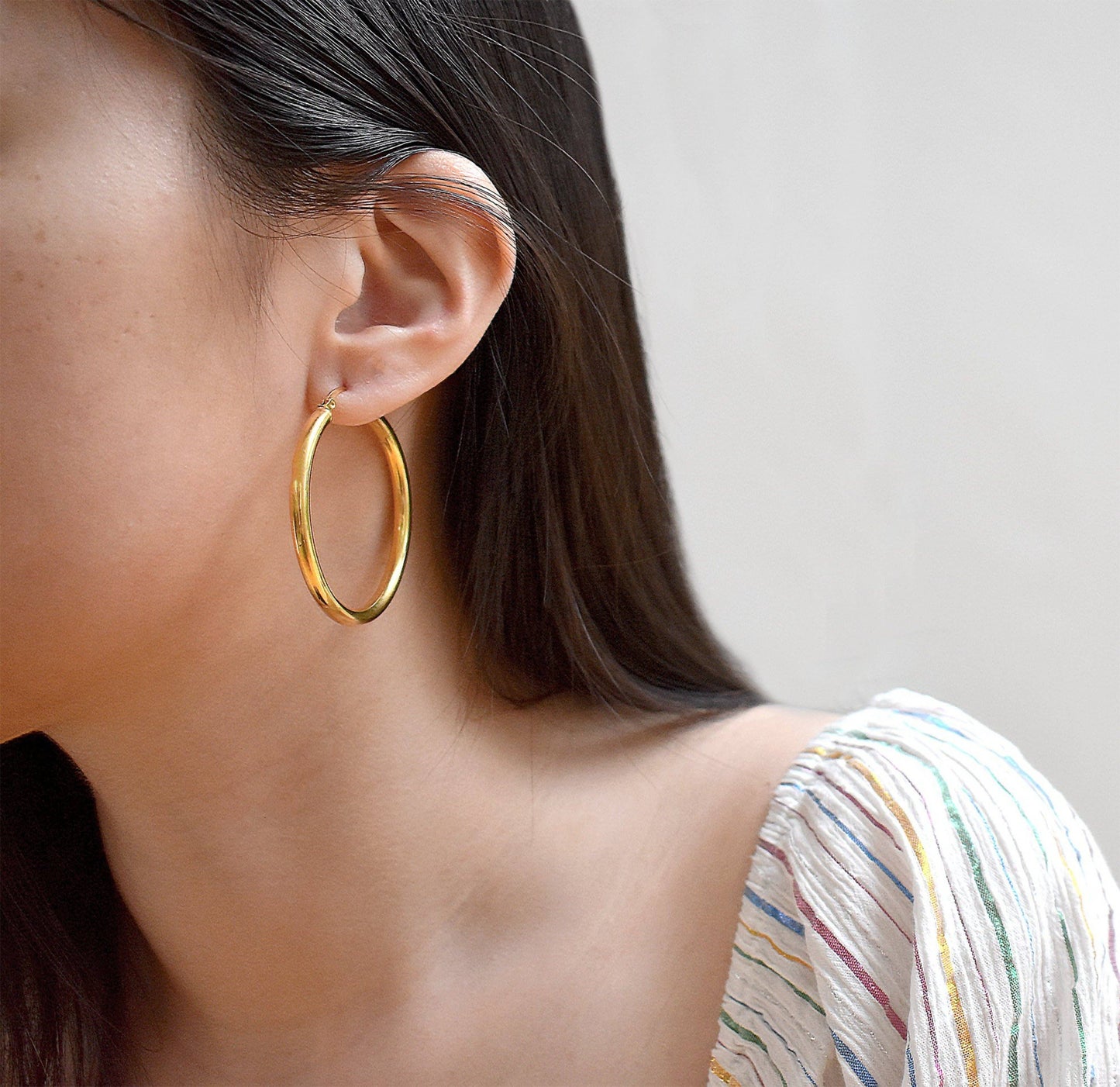 Nikki Large Gold Hoop Earrings-Earrings-Mai Désirée-WONENA